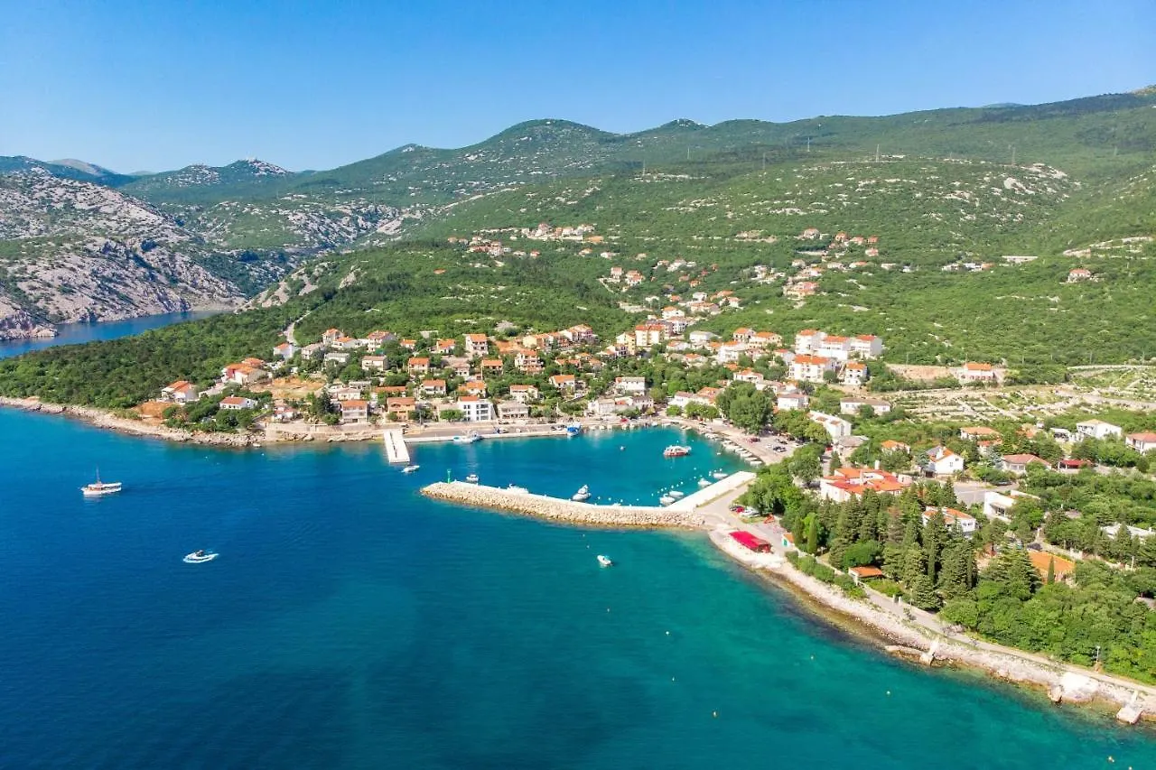 Apartments By The Sea Klenovica, Novi Vinodolski - 5516